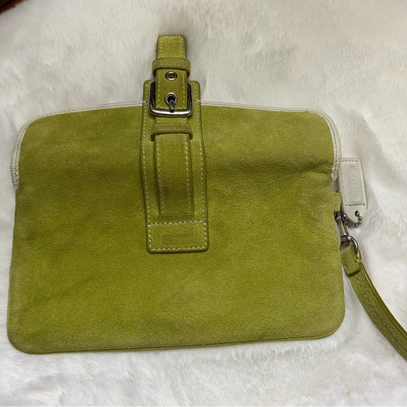 Coach wristlet - Picture 5 of 7